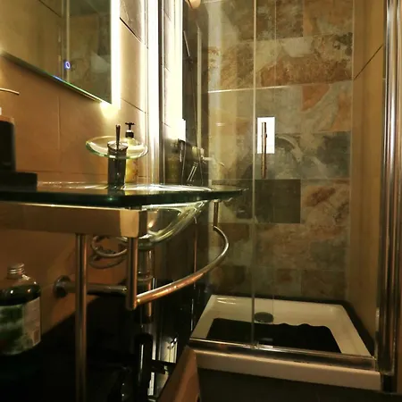 Olga Luxury I 5 Min From Airport I Location I Traditional Village Appartamento *