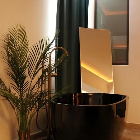 Διαμέρισμα Olga Luxury I 5 Min From Airport I Location I Traditional Village