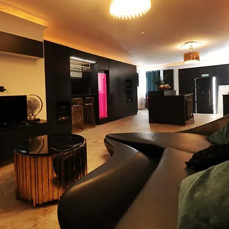 Διαμέρισμα Olga Luxury I 5 Min From Airport I Location I Traditional Village Luqa