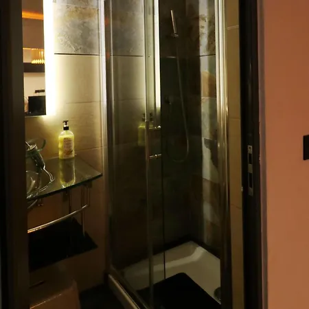 Διαμέρισμα Olga Luxury I 5 Min From Airport I Location I Traditional Village