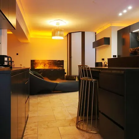 Olga Luxury I 5 Min From Airport I Location I Traditional Village Luqa