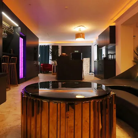 Olga Luxury I 5 Min From Airport I Location I Traditional Village Luqa