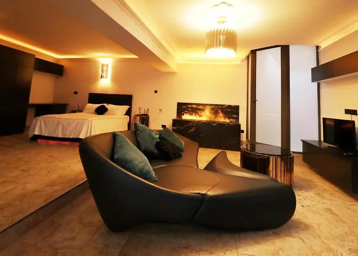 Olga Luxury I 5 Min From Airport I Location I Traditional Village